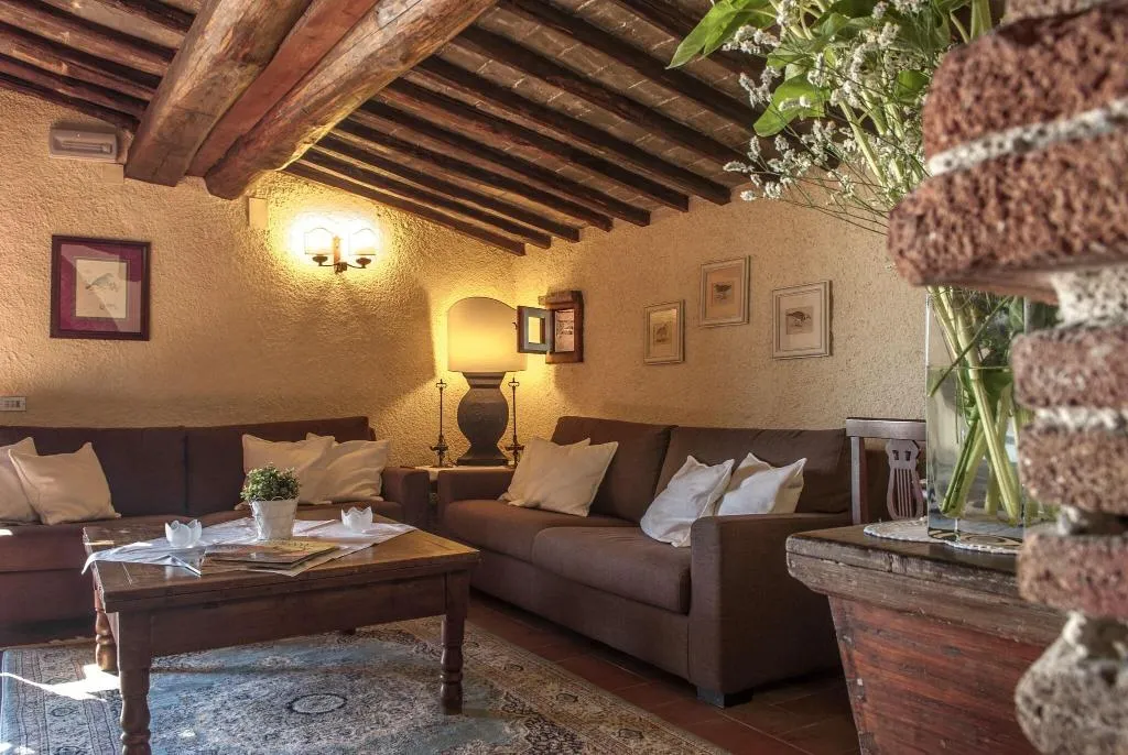 Lobby, Colle Etrusco Salivolpi, Florence