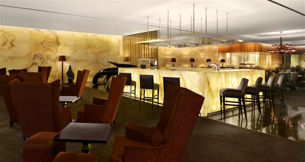 Bar, Sheraton Lisboa Hotel & Spa, Lisbon