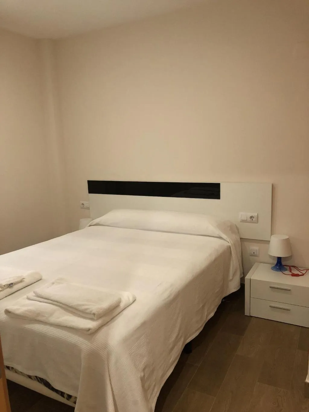 Room, Hostal Andres, Valencia