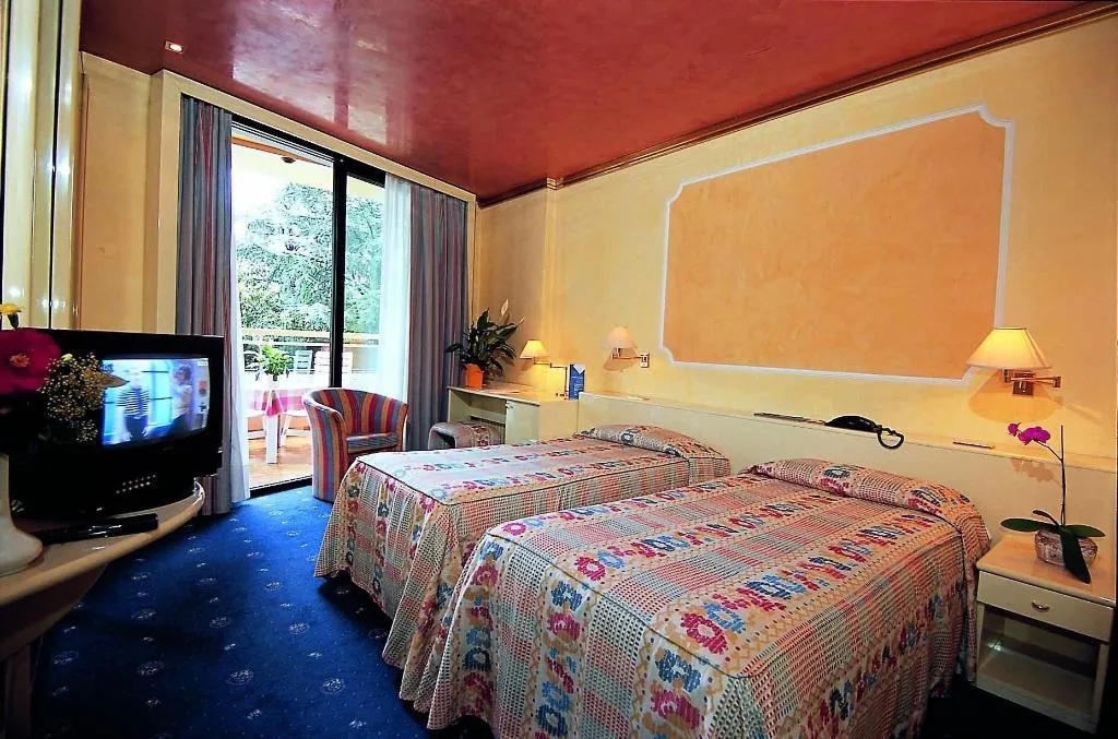 Room, Terme Sollievo, Venice