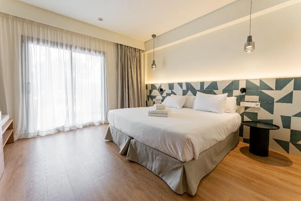 Double or Twin POOL VIEW Room, Hotel Santanyi Port, Majorca