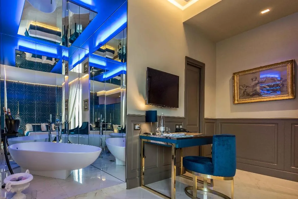 DOUBLE DELUXE Room, Relais San Severo, Naples