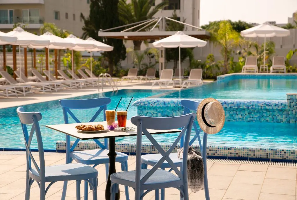 Pool, Vangelis Hotel & Suites, Cyprus