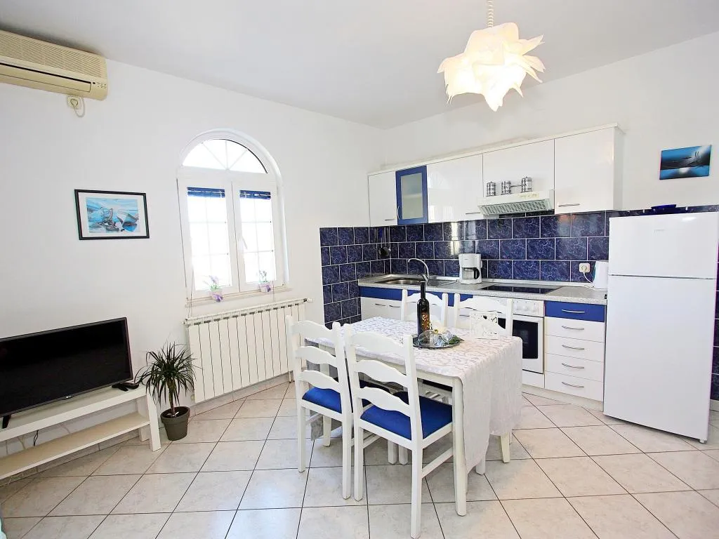 APARTMENT CAPACITY 6 Room, Apartments Maria, Split