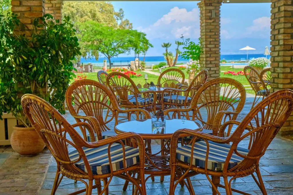 Restaurant, Chrismos Luxury Suites & Studios, Corfu