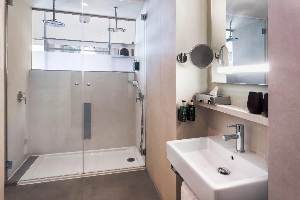 SUITE STANDARD Room, Melia South Beach, Majorca