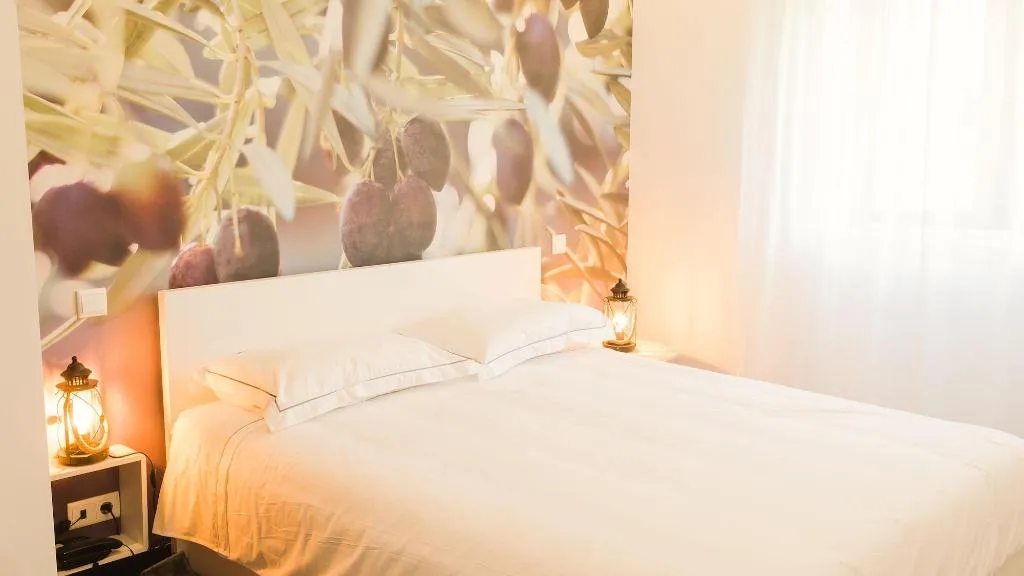 Room, Pousadela Village, Porto