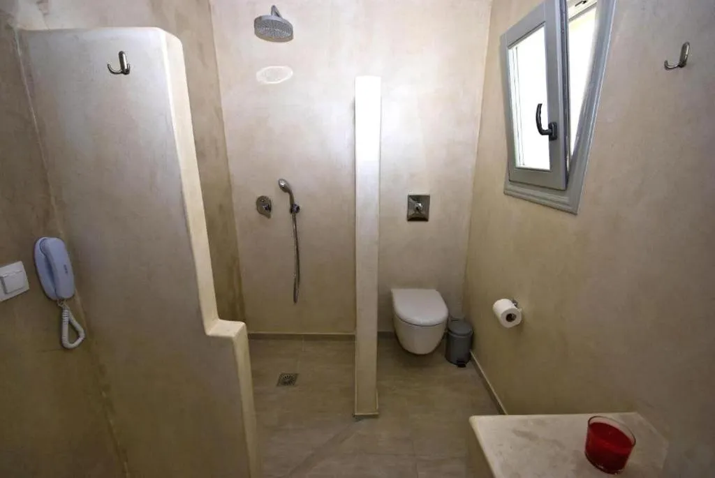 Room, Alafouzos Studios, Santorini