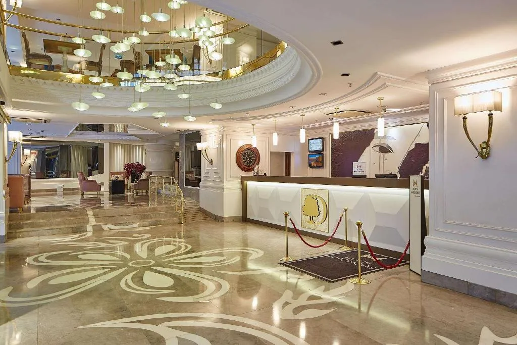 Lobby, DoubleTree By Hilton Izmir Alsancak, Izmir