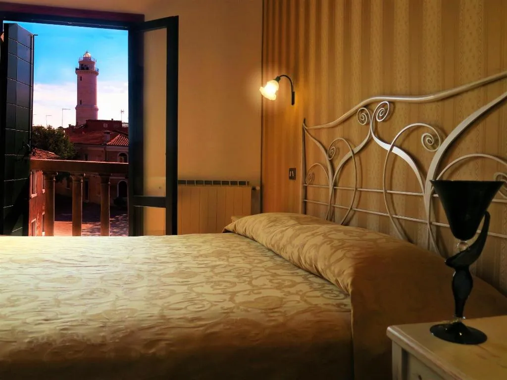 Room, Hotel Al Soffiador, Venice