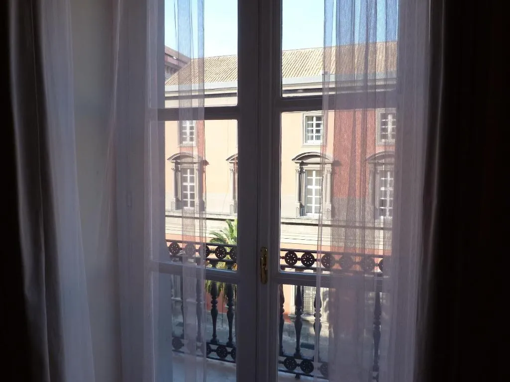 Room, B&B Il Ventre di Napoli, Naples