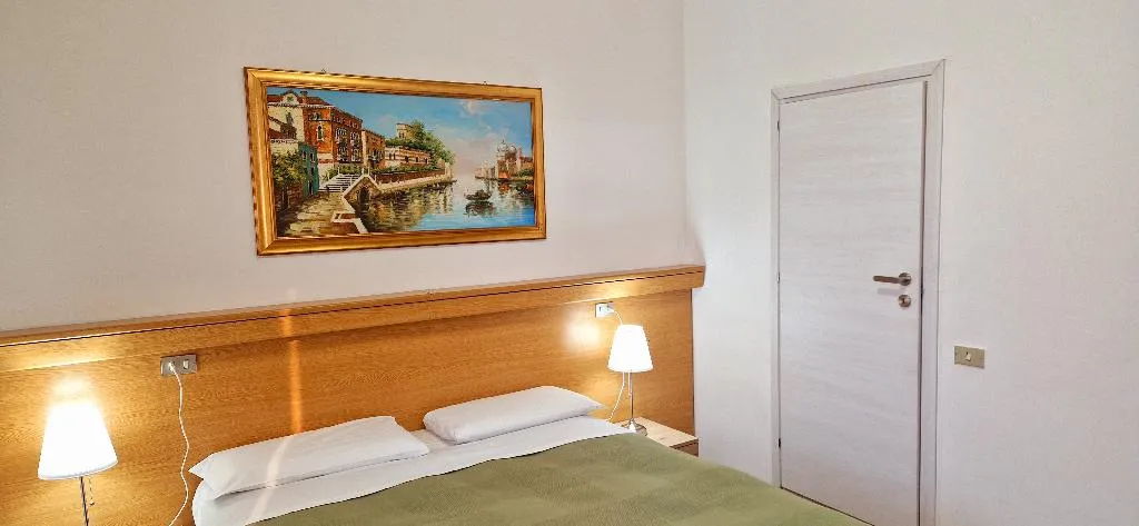 SINGLE CLASSIC Room, Hotel Tito, Venice