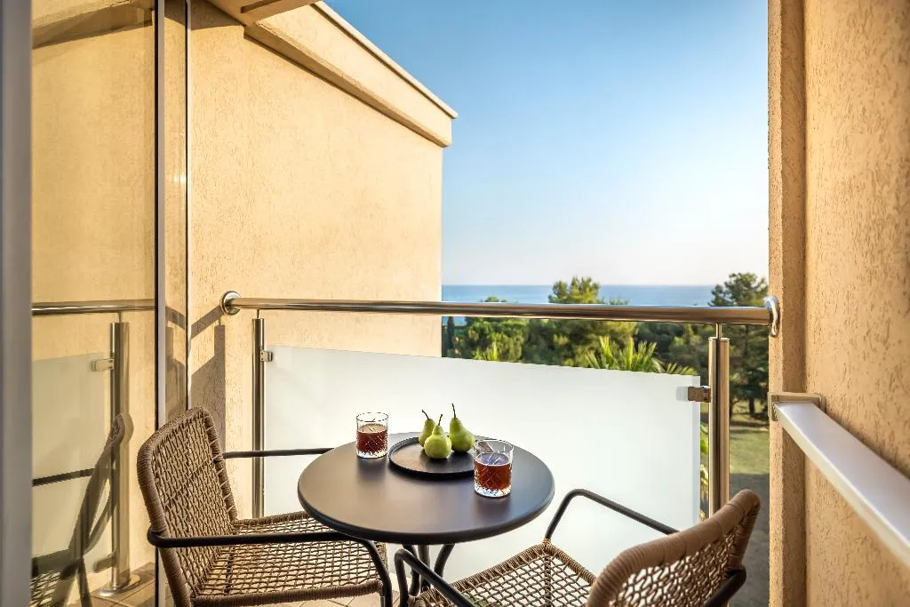 DOUBLE SIDE SEA VIEW WITH BALCONY Room, Aminess Vival Maestral Hotel, Istria