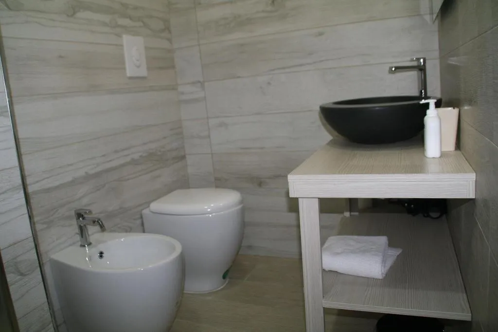 Room, B&B City Center, Naples