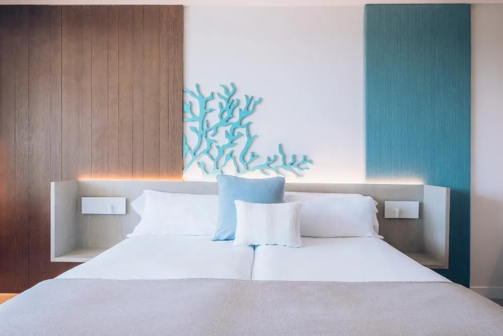 DOUBLE SINGLE USE PRESTIGE Room, Iberostar Selection Llaut Palma -Adults Only, Majorca