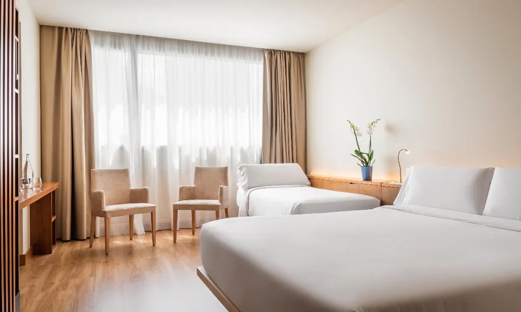TRIPLE STANDARD Room, SB Diagonal Zero Barcelona, Barcelona