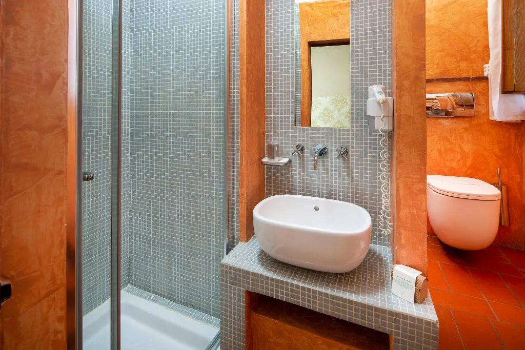DOUBLE STANDARD Room, Le Capanne, Florence