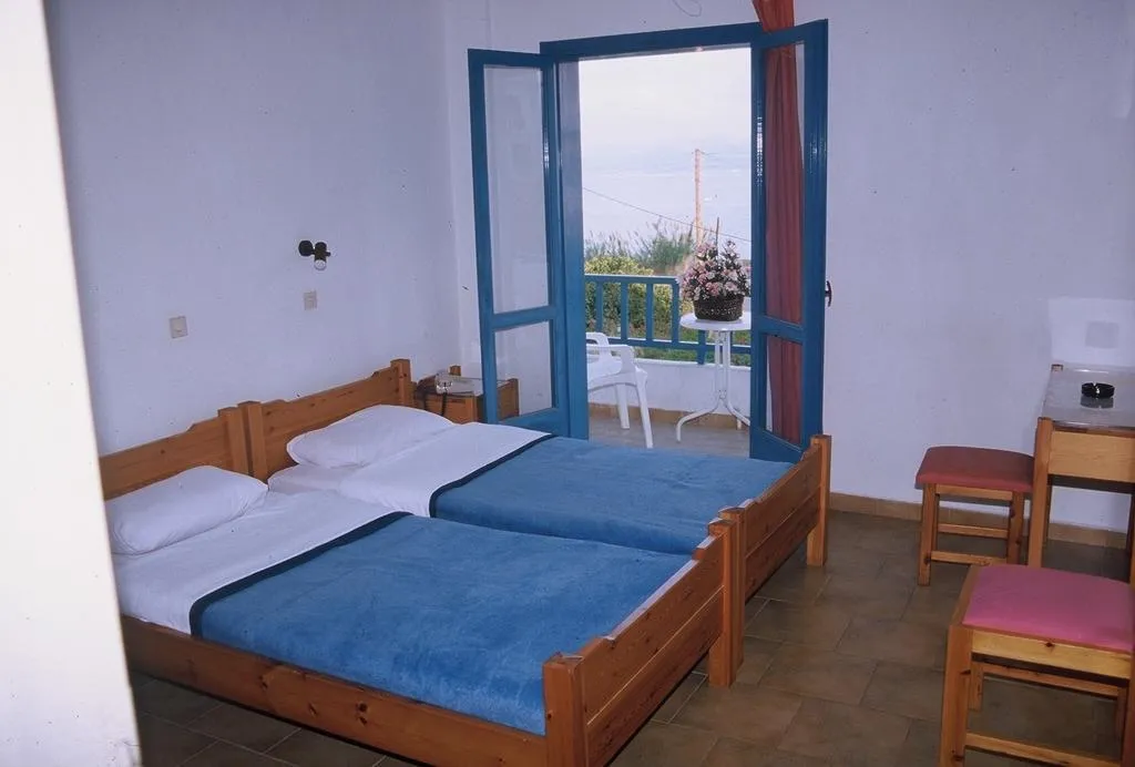 DOUBLE STANDARD Room, Friday, Crete