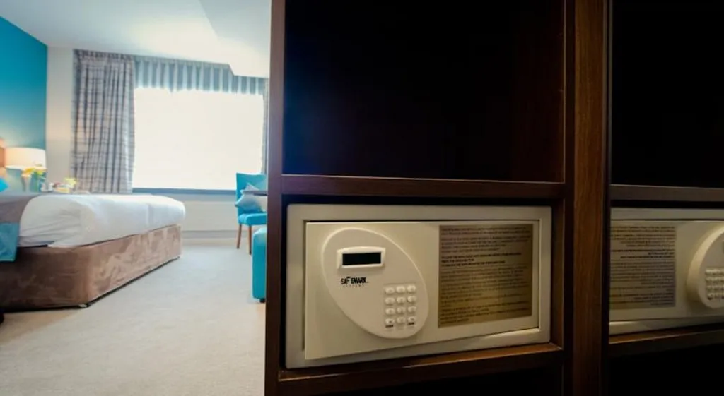 SINGLE STANDARD Room, Imi Residence, Dublin