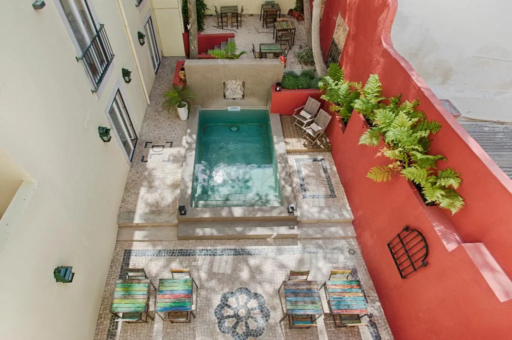 JUNIOR SUITE GARDEN VIEW Room, Dear Lisbon Charming House, Lisbon