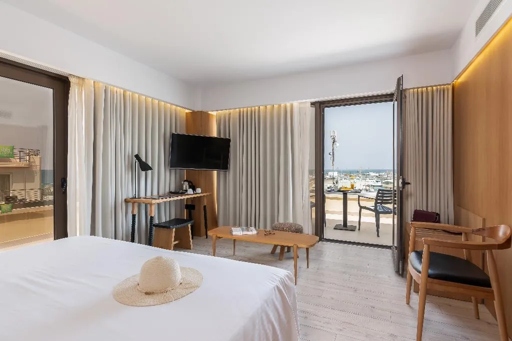 Double or Twin DELUXE SEA VIEW Room, Ibis Styles Heraklion Central, Crete