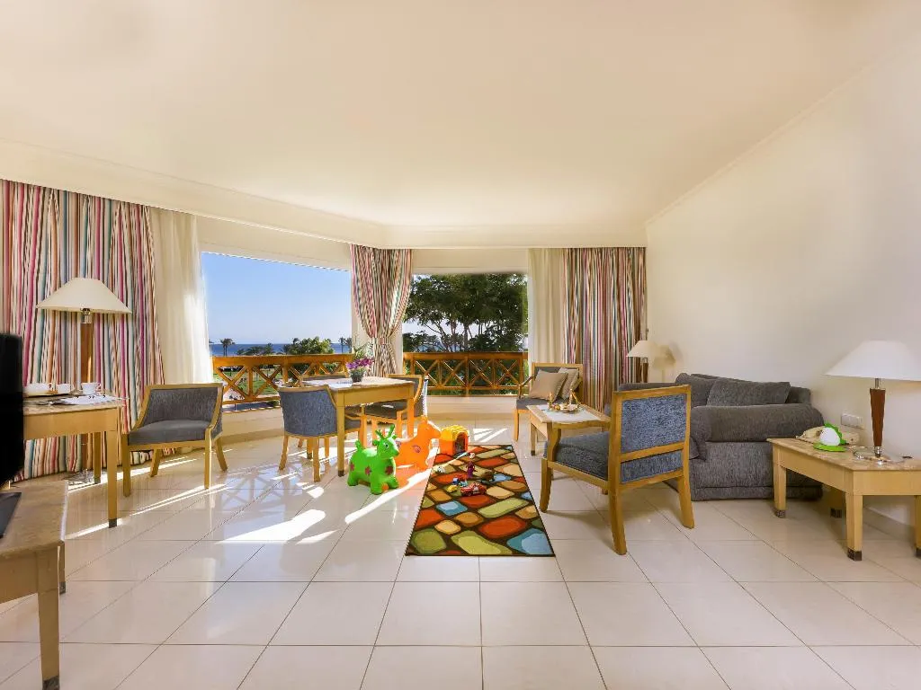 Room CLASSIC POOL VIEW Room, Movenpick Resort Taba, Red Sea Riviera