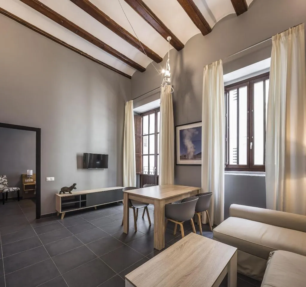 Room, Catalina Suites San Nicolas 3*, Valencia