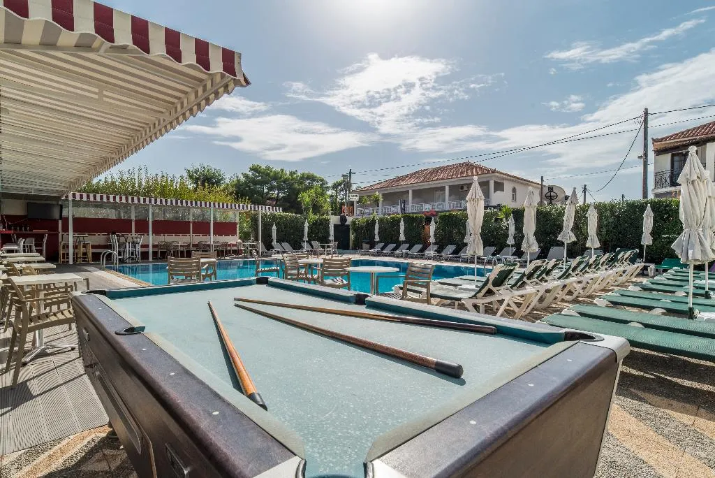 Sports and Entertainment, Cactus, Zante