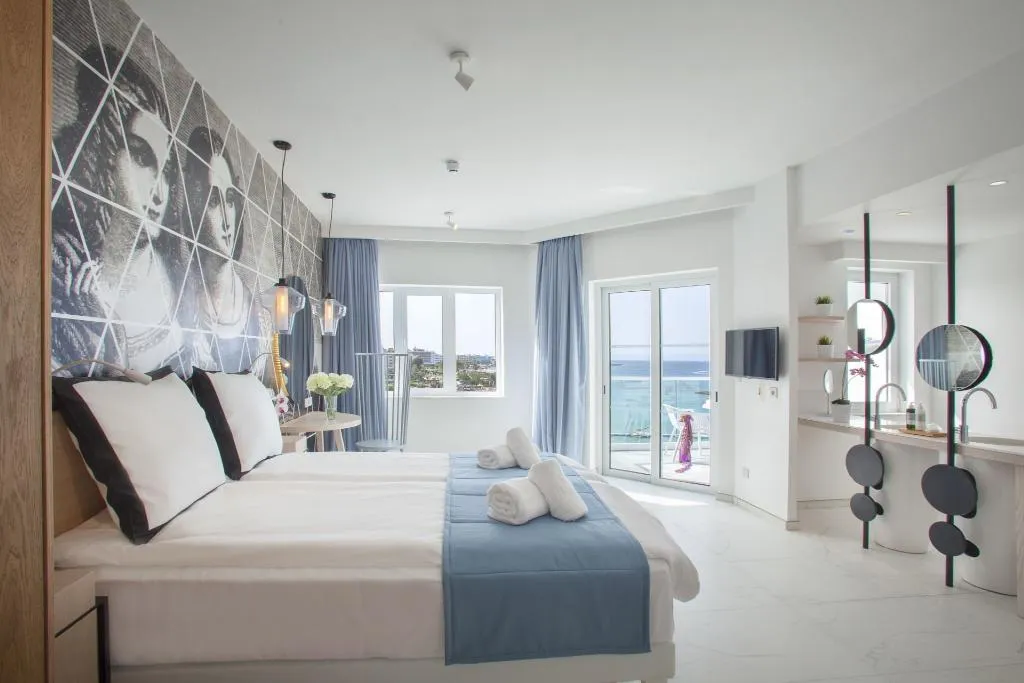 SINGLE SUPERIOR Room, King Jason Protaras - Designed for adults, Cyprus