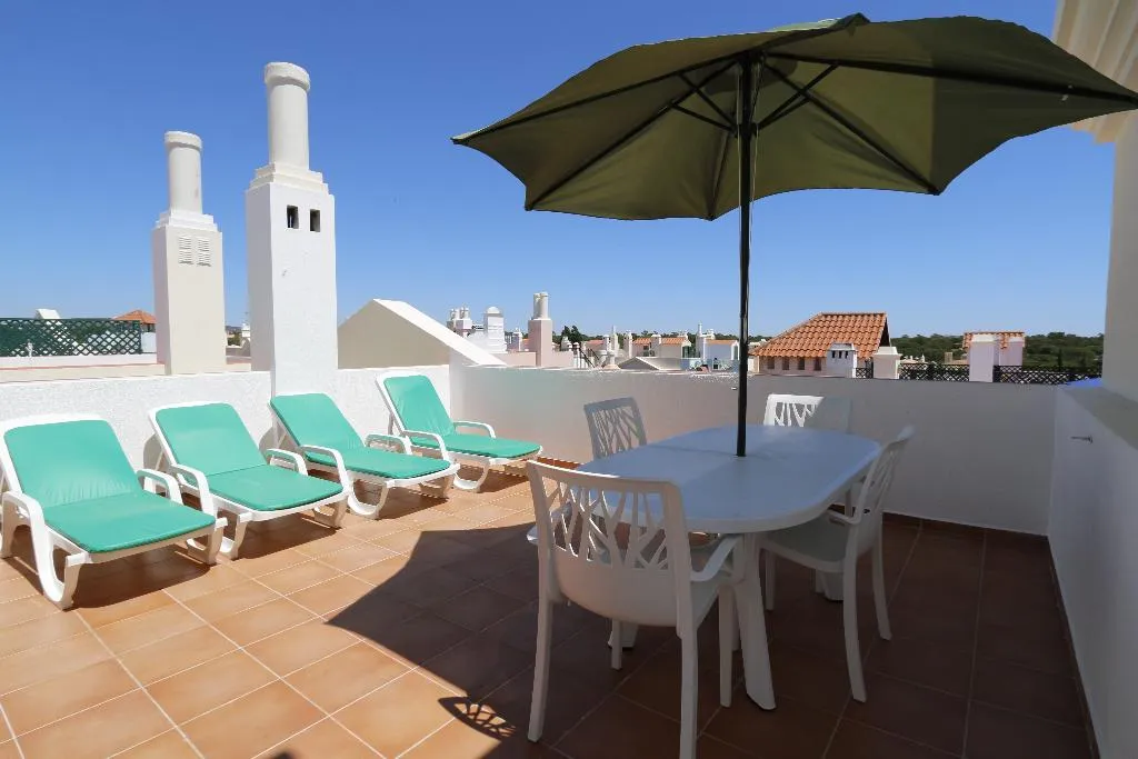 APARTMENT TWO BEDROOMS Room, Apartamentos The Old Village by Village 4u, Algarve