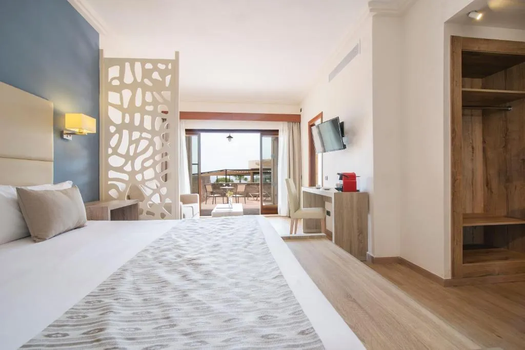 DOUBLE WITH TERRACE Room, Menorca Binibeca by Pierre & Vacances Premium*, Menorca