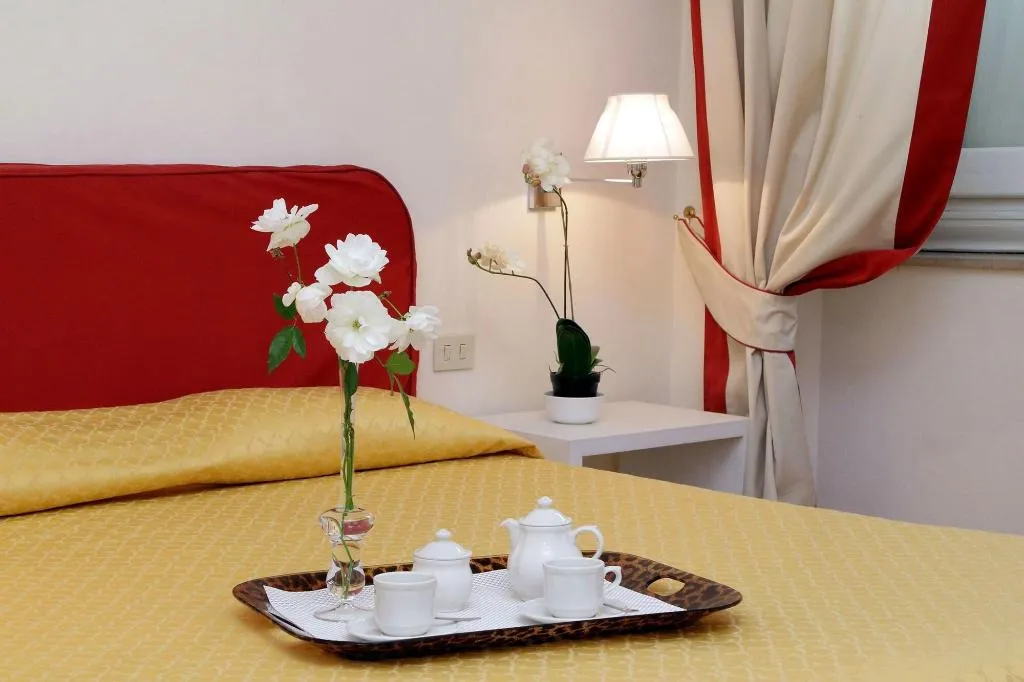 Room, Cerretani 4 Duomo Guesthouse - My Extra Home, Florence