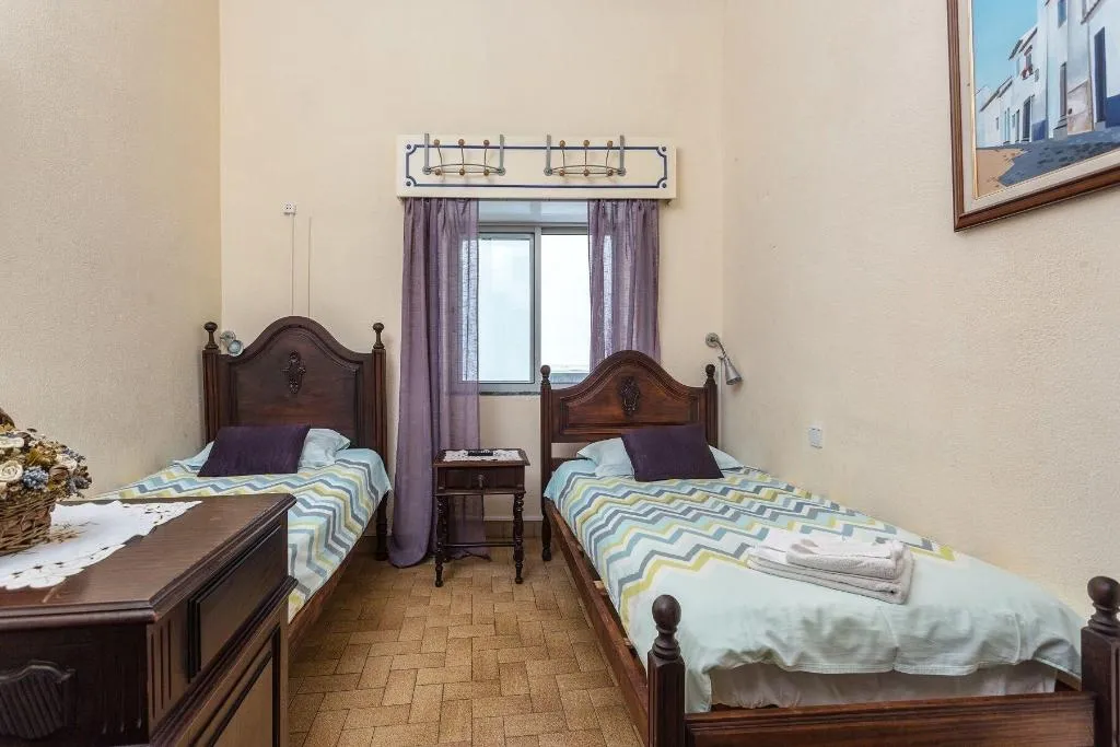Room, Pension Bicuar, Algarve