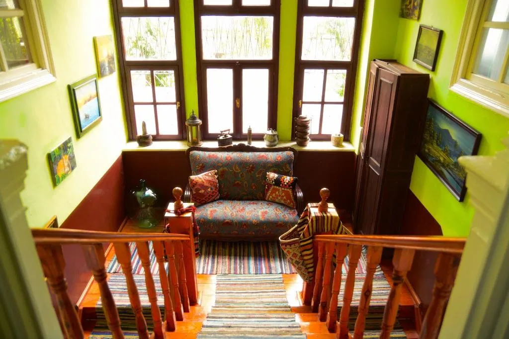 Lobby, Cunda Zehra Teyzenin Evi, Izmir