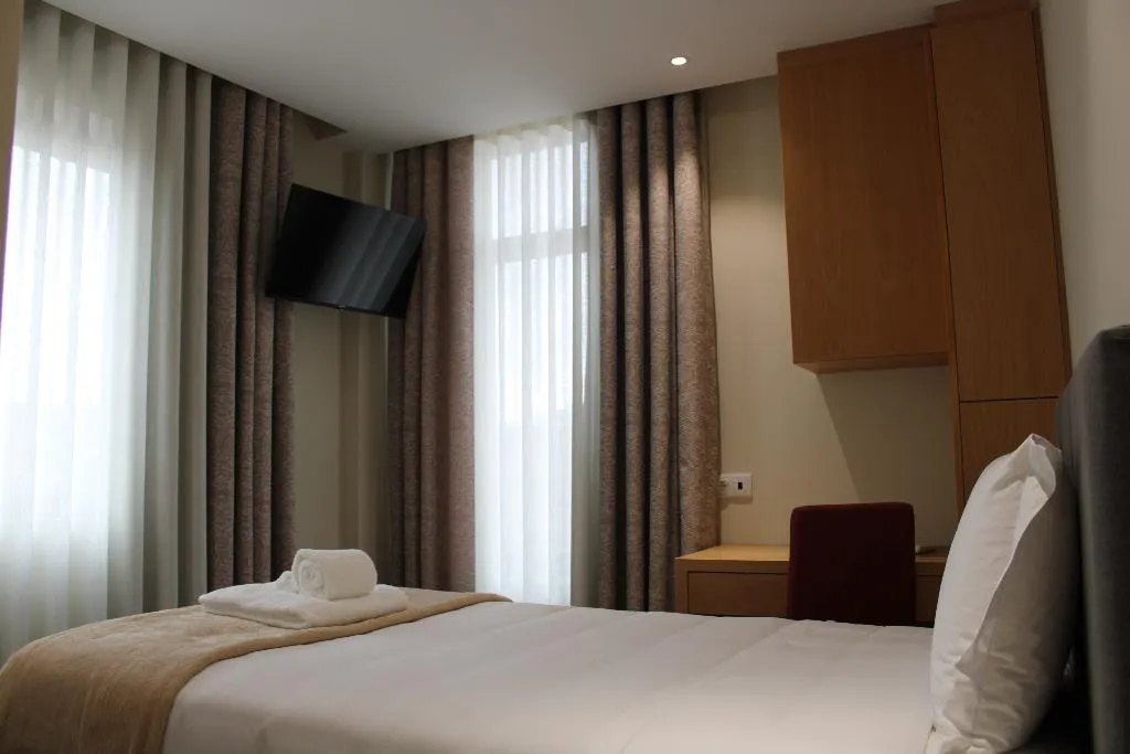 SINGLE STANDARD Room, Oporto Station Hostel & Rooms, Porto