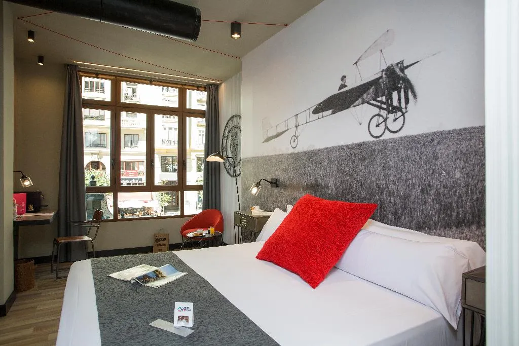 DOUBLE STANDARD Room, Casual Vintage Valencia, Valencia
