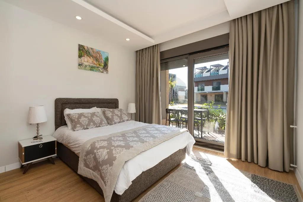 SUITE POOL VIEW Room, Veranda Beach Suites, Antalya