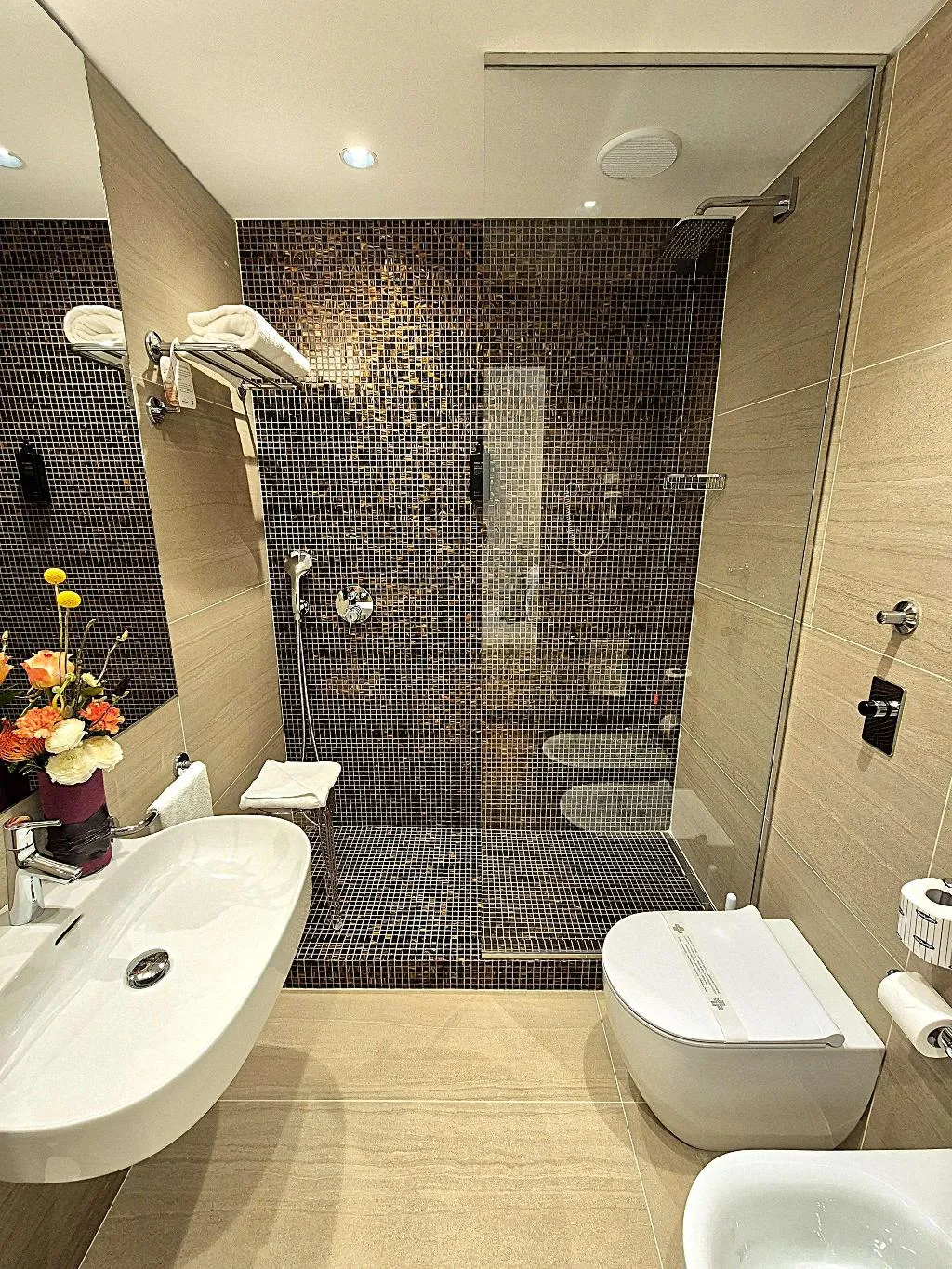 DOUBLE QUEEN SIZE BED Room, Best Western Hotel City, Milan