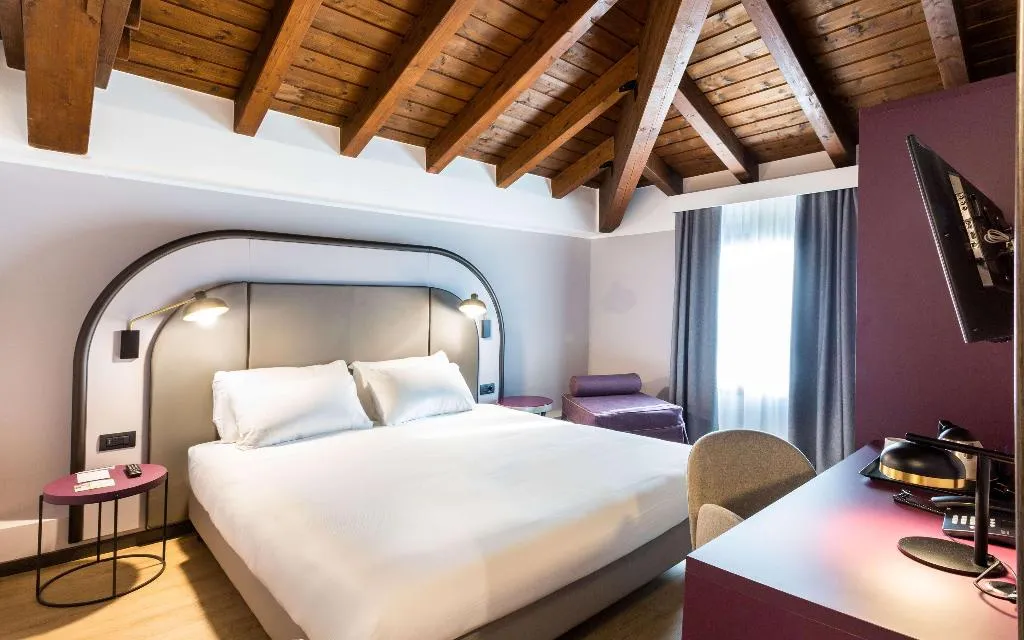 TRIPLE KING BED NON SMOKING Room, Best Western Titian Inn Hotel Treviso, Venice