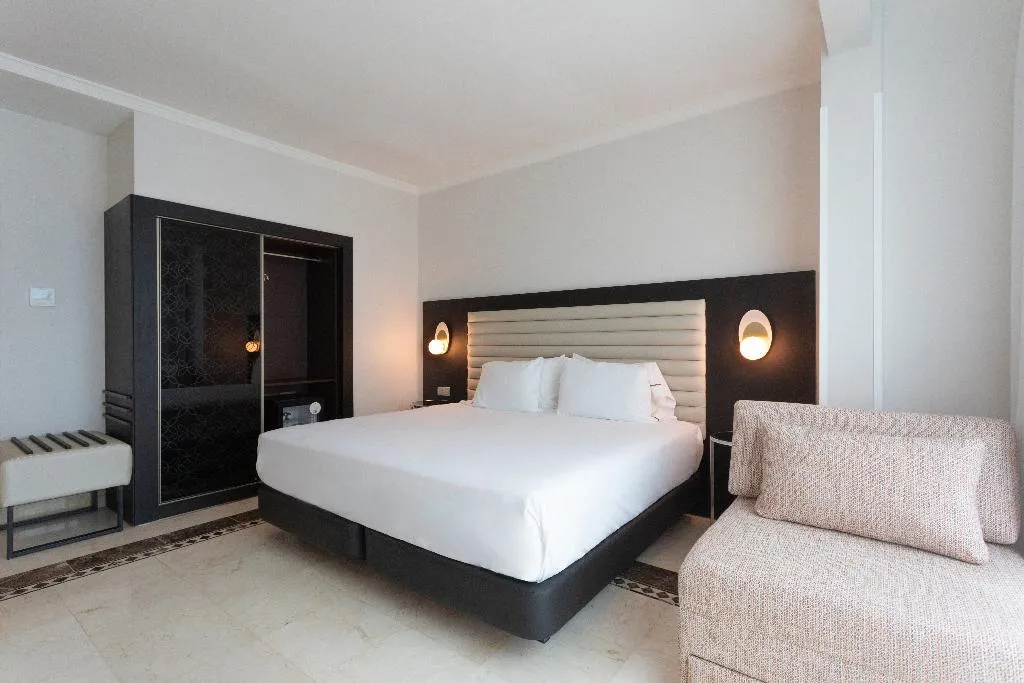 DOUBLE STANDARD Room, Eurostars Cristal Palace, Barcelona