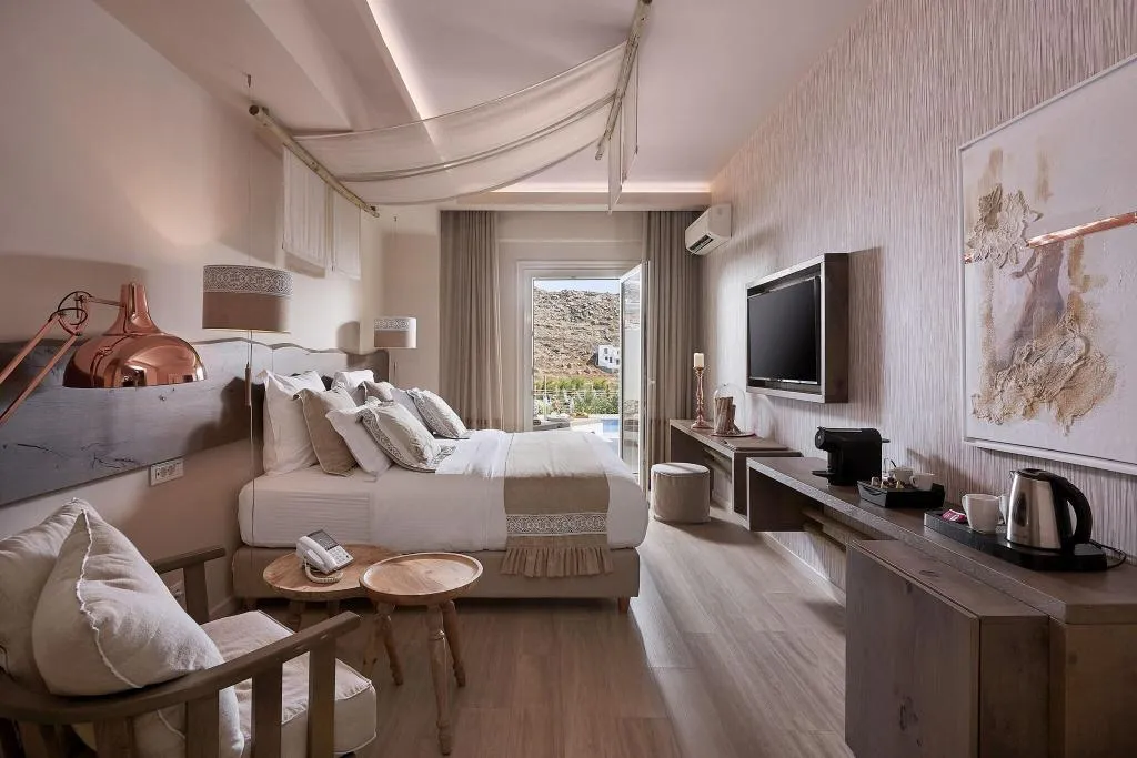 DOUBLE DELUXE WITH PRIVATE POOL Room, Palladium, Mykonos