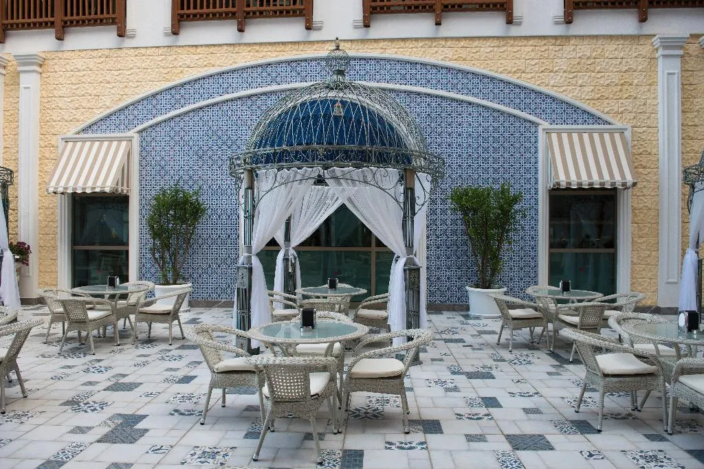 Terrace, Quattro Beach Spa & Resort Hotel, Antalya