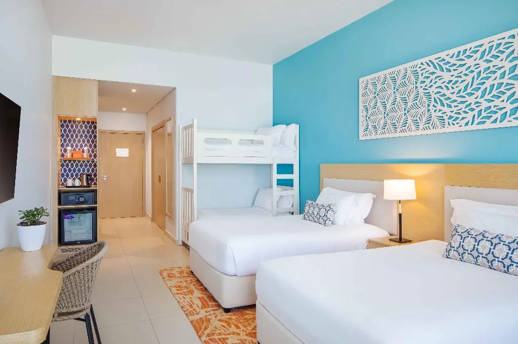 FAMILY ROOM BUNK BED Room, Centara Mirage Beach Resort Dubai, Dubai