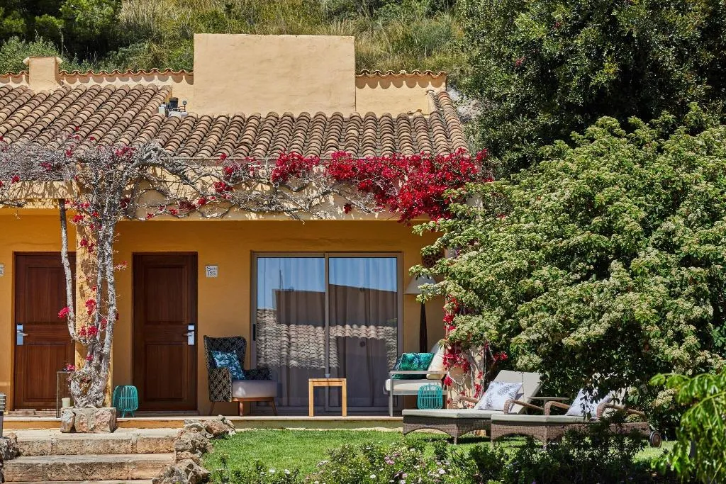 Terrace, Pula Suites Boutique Resort, Majorca