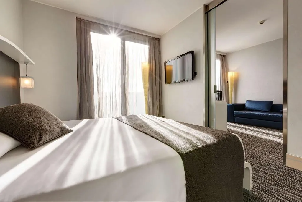 JUNIOR SUITE STANDARD Room, Best Western Premier Hotel Royal Santina, Rome