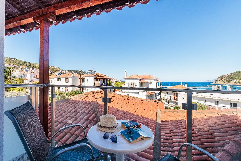 Double or Twin SIDE SEA VIEW Room, Hotel Dionyssos, Skiathos