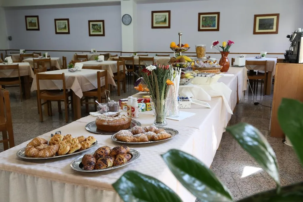 Restaurant, Villa Mater, Catania