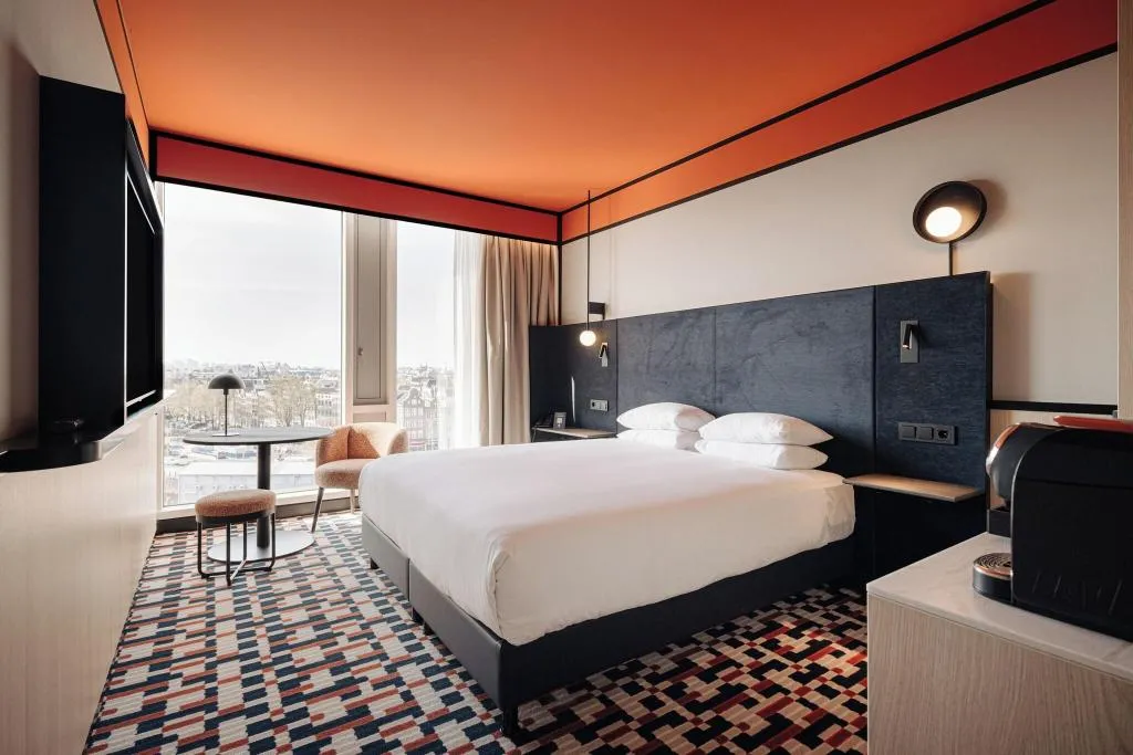 Room, DoubleTree by Hilton Amsterdam Centraal Station, Amsterdam