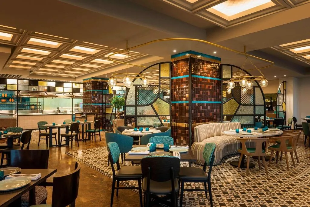 Restaurant, Sheraton Dubai Mall of the Emirates Hotel, Dubai