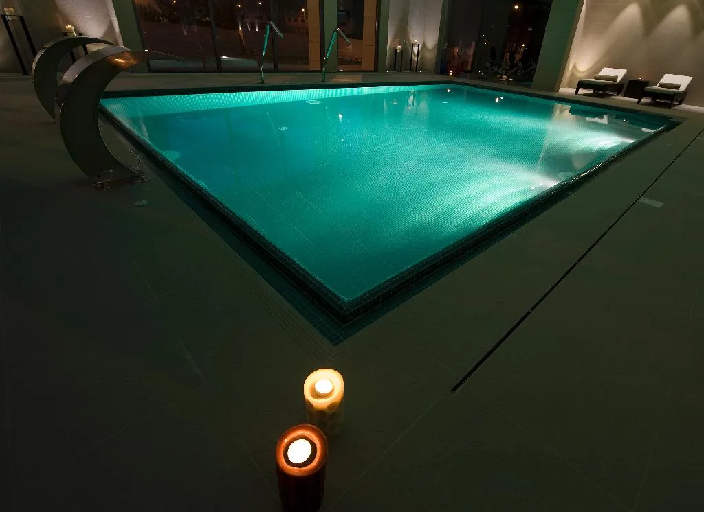 Sports and Entertainment, Villa Batalha, Porto